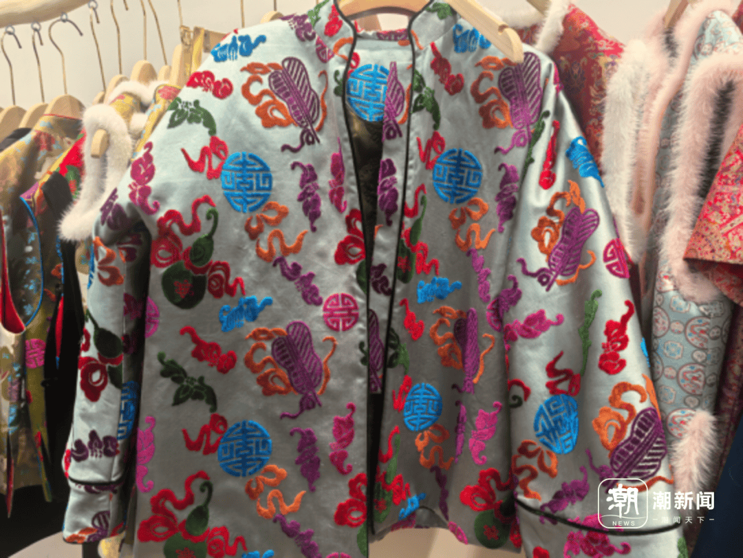 几千几千件订！杭州老板直呼：没停过，都快累死了！订单已排到年后