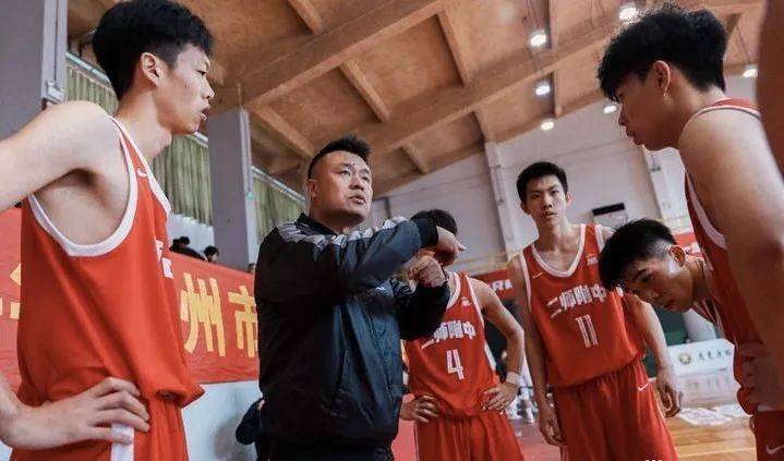 “绝杀”！广州“小孩哥”神级逆转火爆全网