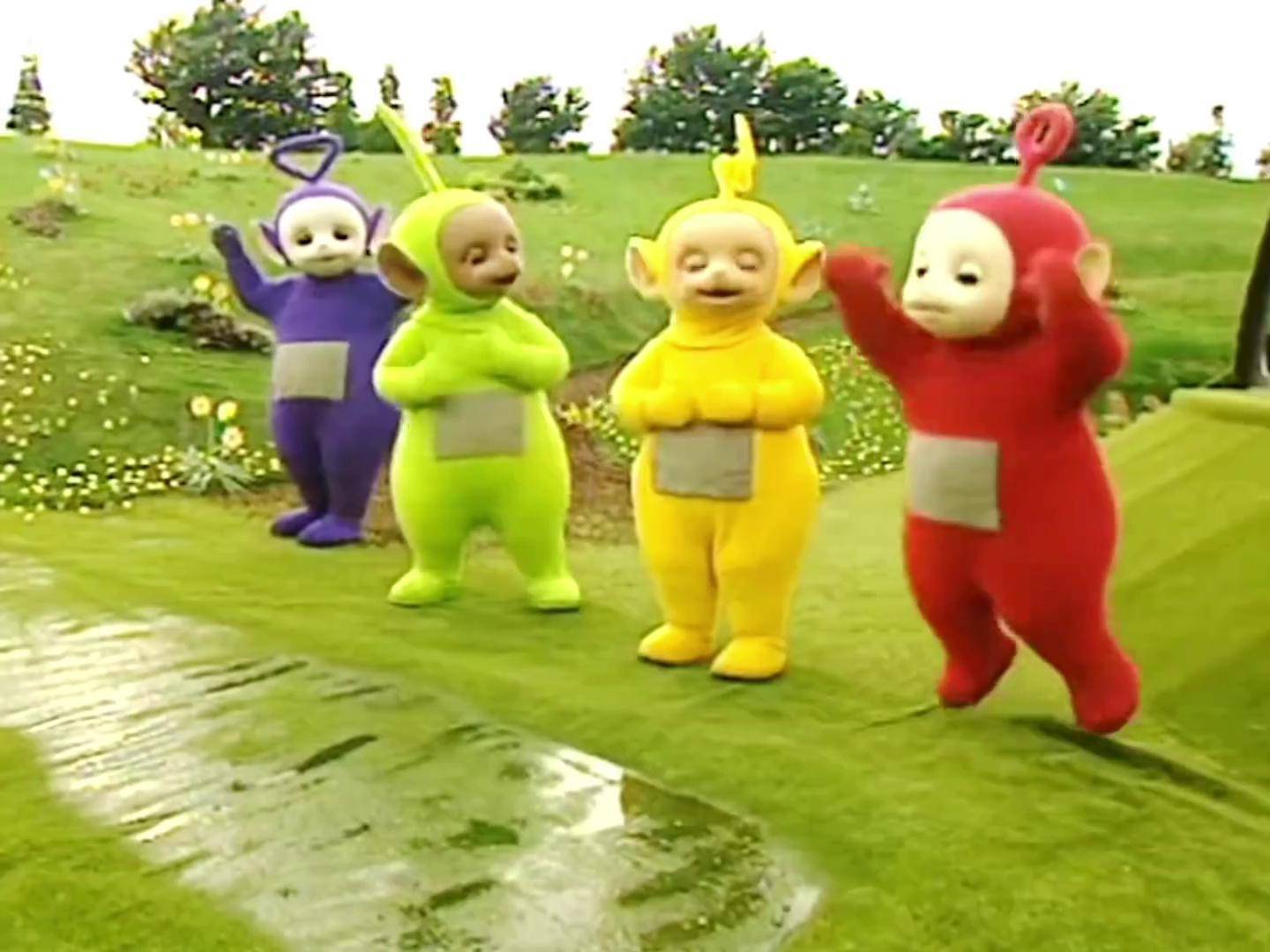 天线宝宝一起跳水坑动画片儿童视频3