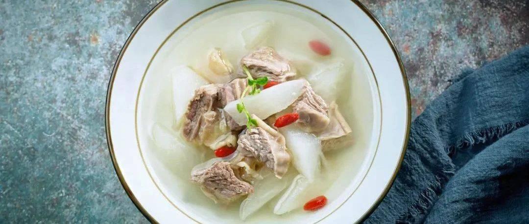 冬天适当吃点“凉”,有助于平衡体内阴阳_食物_食用_白开水