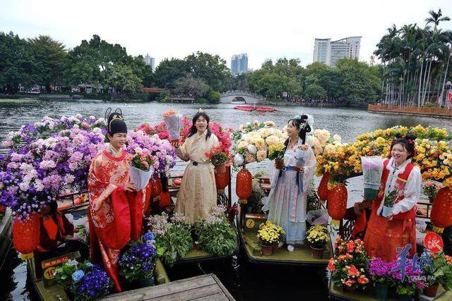 广州荔湾开启水陆花市盛宴“双花篮”将亮相传统迎果博app春花市｜聚“……(图4)