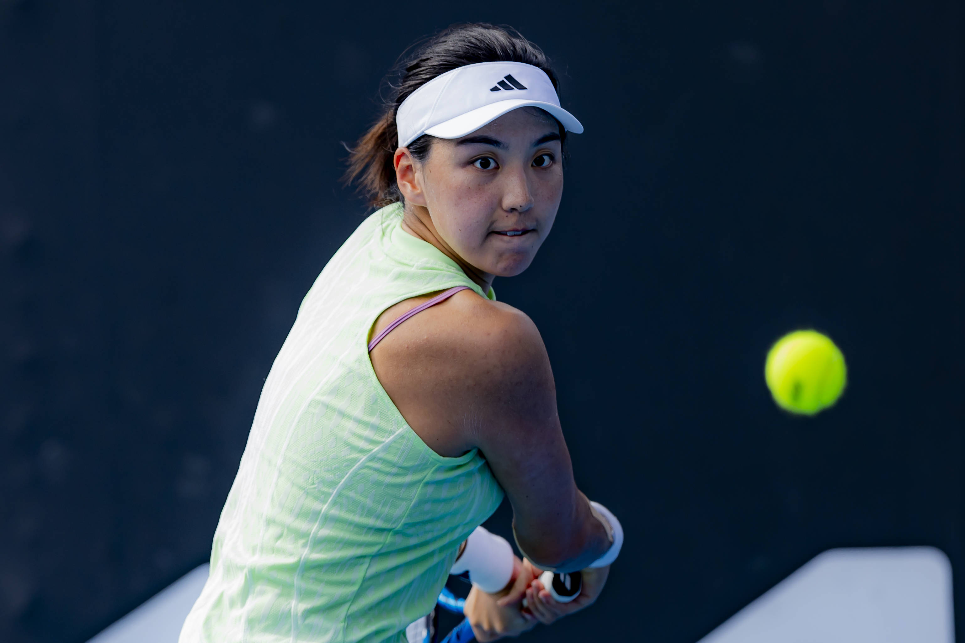 澳网 | 王欣瑜：擦4层防晒霜，拼每1分球