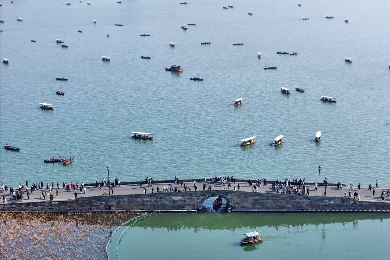 回暖势不可挡,春节前几天或有大范围雨雪 回暖势不可挡,春节前几天或有大范围雨雪