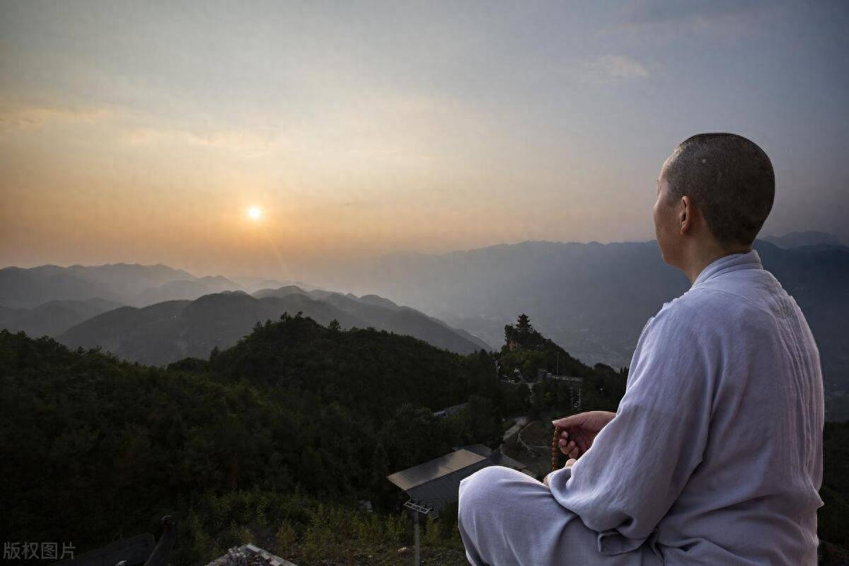 禅宗故事：修行人一定要戒断手机，心地才能清净，清净心里生智慧_智行_内心_弟子