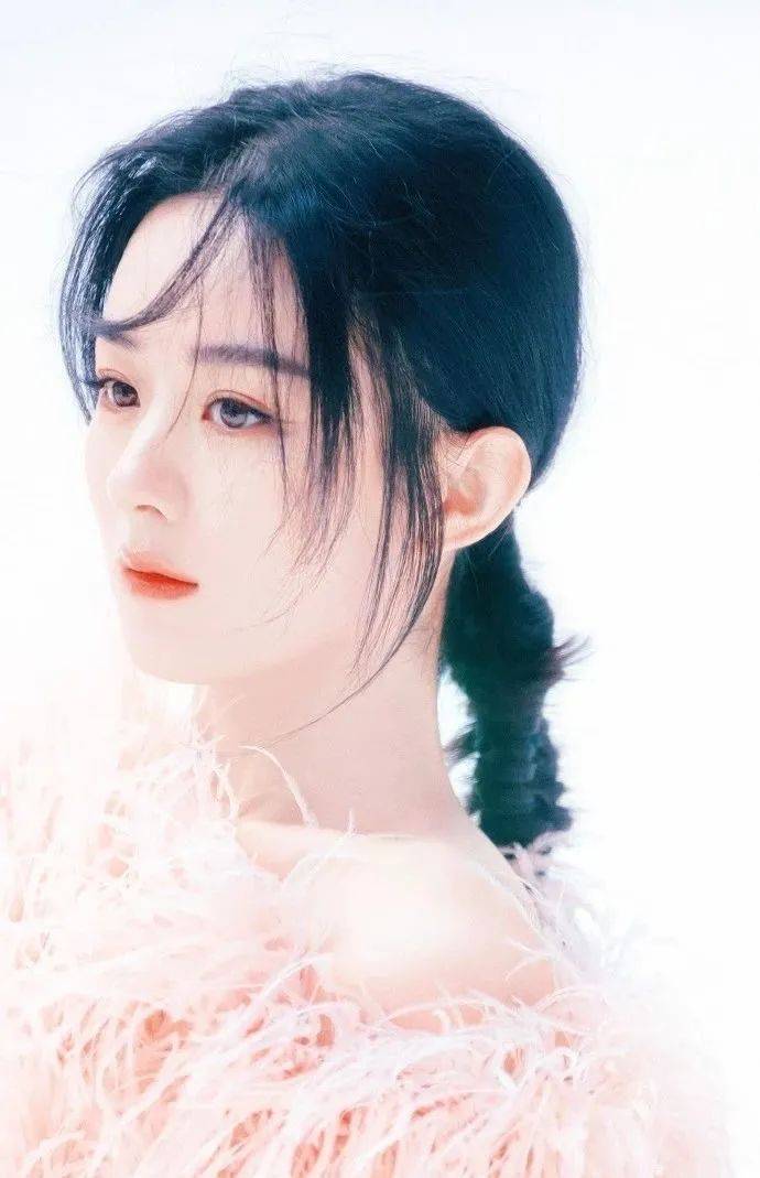 这几个爆火扎发太减龄了,今年的发型就照着美吧
