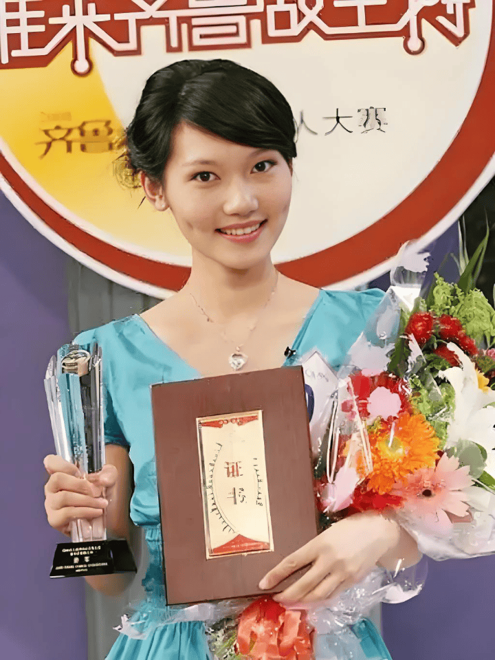 龙洋央视主持人大赛(龙洋主持人大赛视频播放)