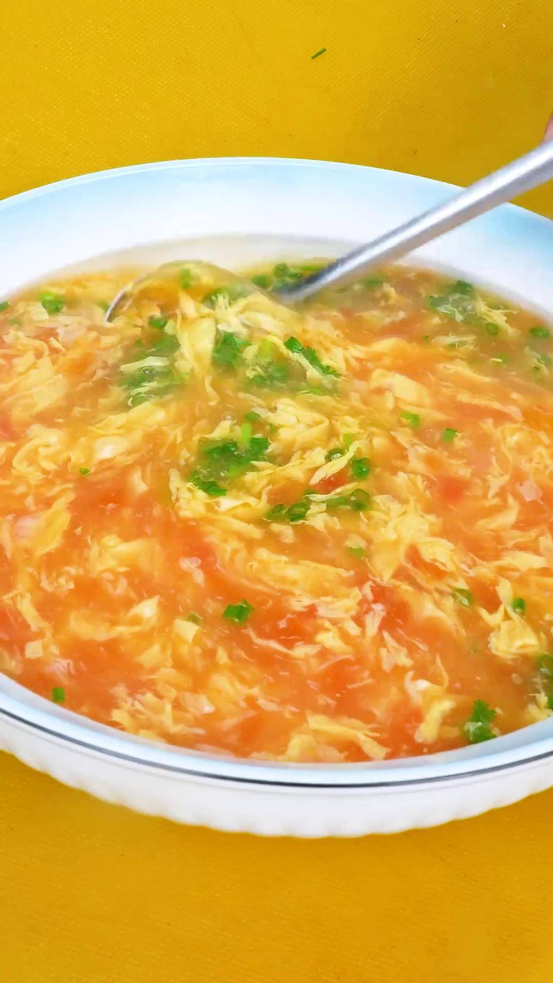 这样做的番茄鸡蛋汤,简单又好喝,精彩美食持续更新! 美食 家常菜