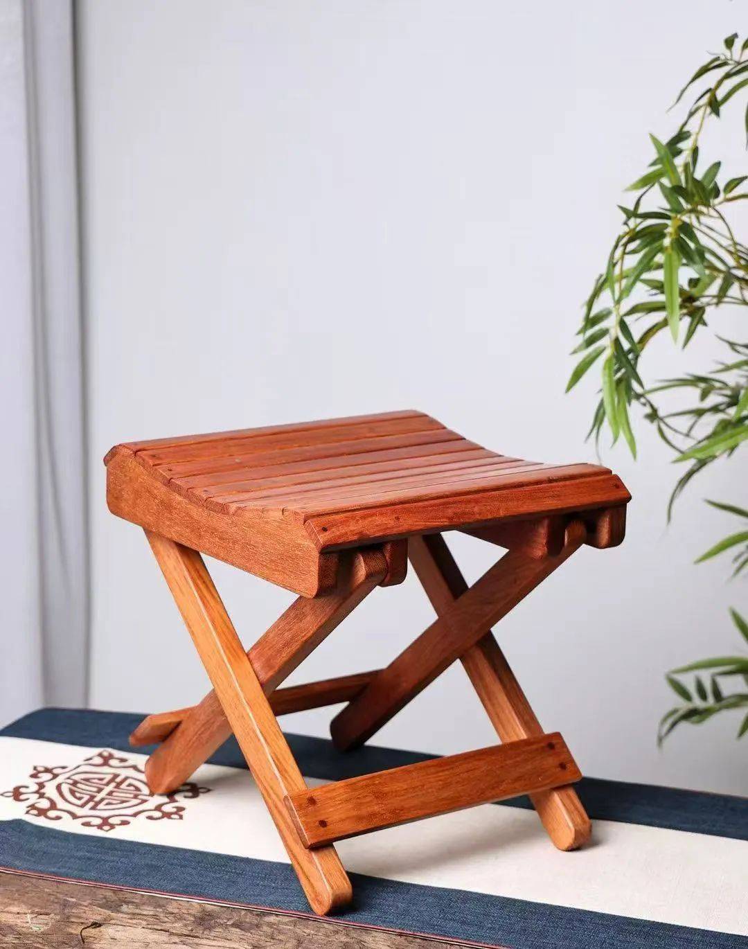 缅甸花梨马扎凳,实用实惠