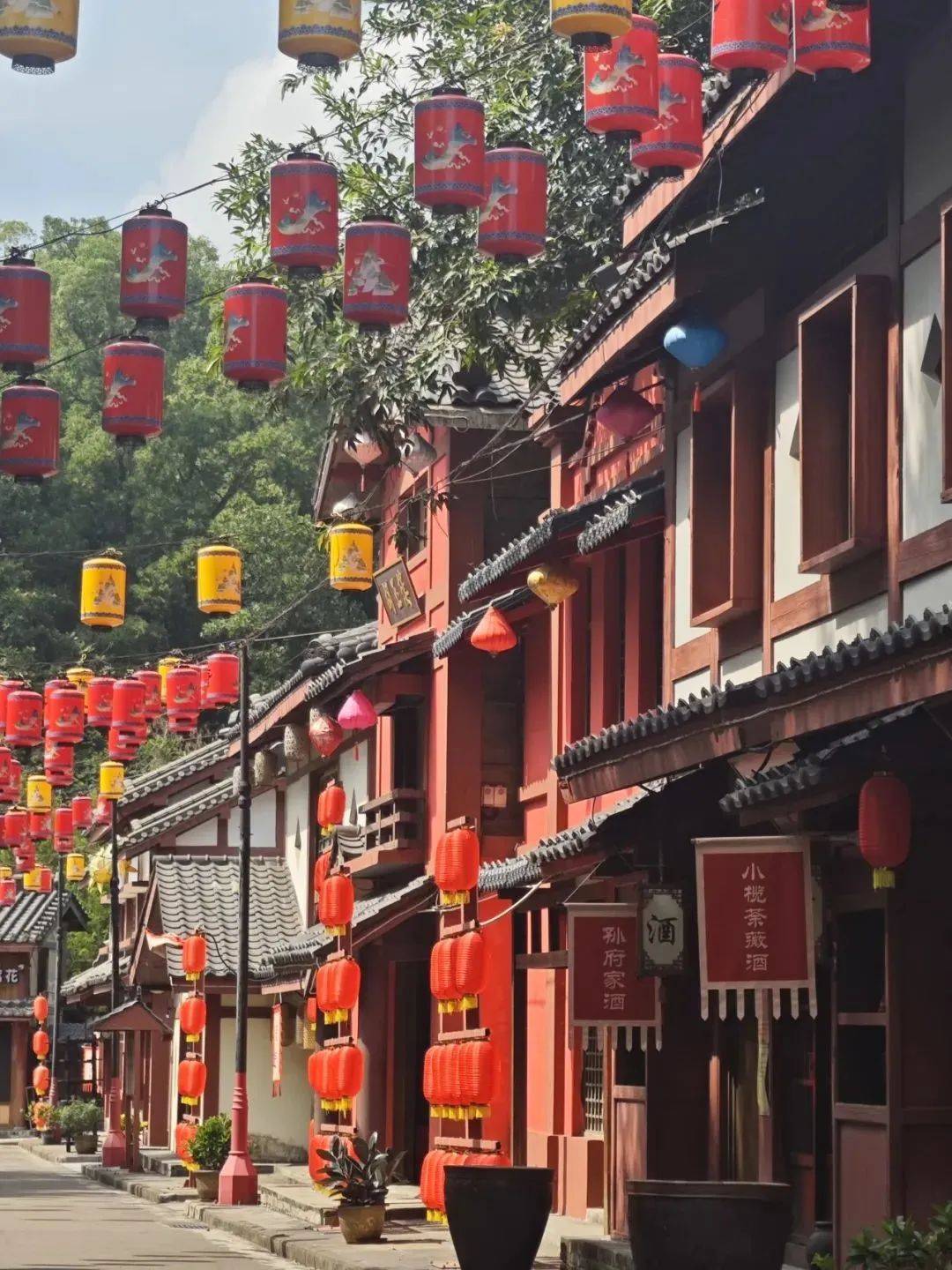 养生到活力草坪从盛唐长安到民国风云景区内四大主题场景跨越时空图源