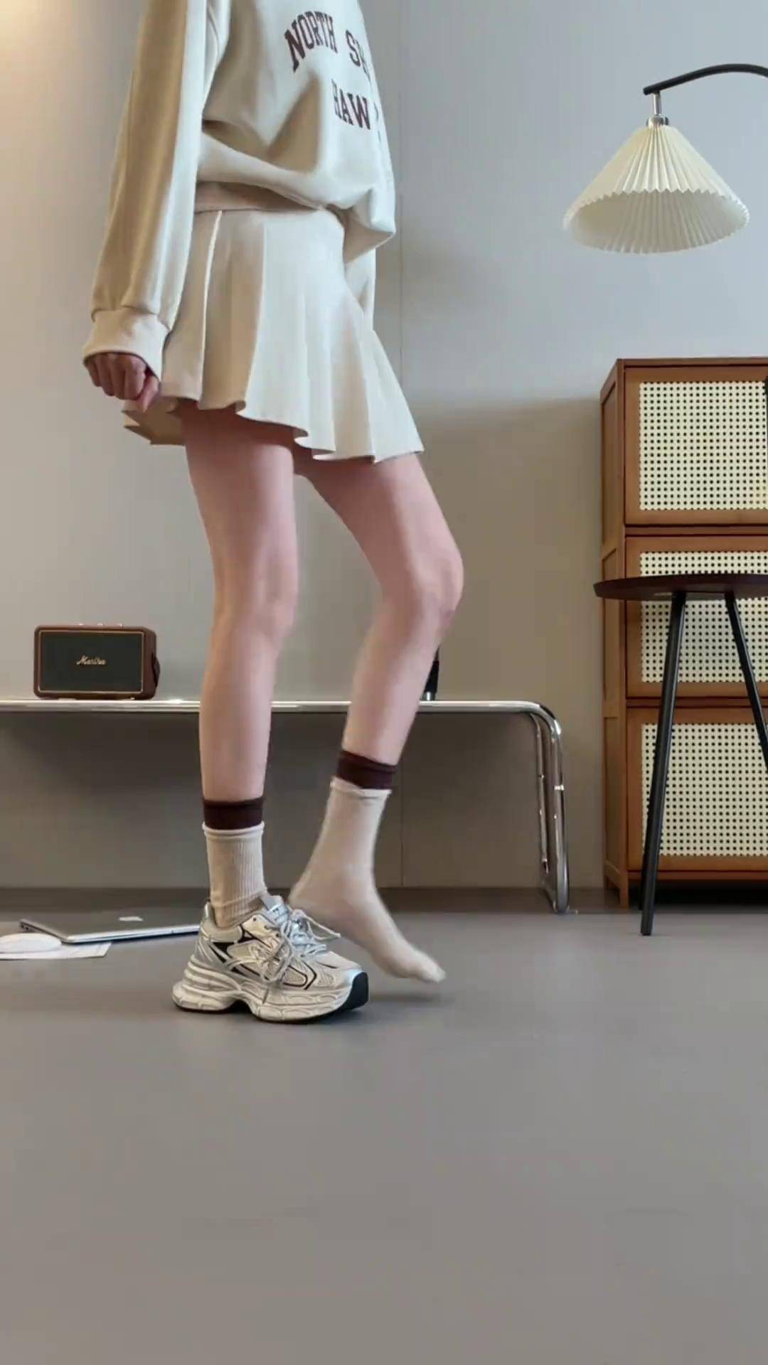 银色真的超吸睛的 好穿不累脚 运动鞋推荐 小个子增高鞋 小个子女生