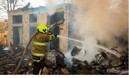 乌电力和天然气基础设施遭大规模空袭后,泽连斯基再提议与俄实现空中和海上停火 乌电力和天然气基础设施遭大规模空袭后,泽连斯基再提议与俄实现空中和海上停火