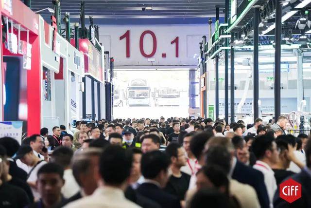 五金家具辅料办公商用及家具设果博平台备行业藏着这些机会与趋势(图1)