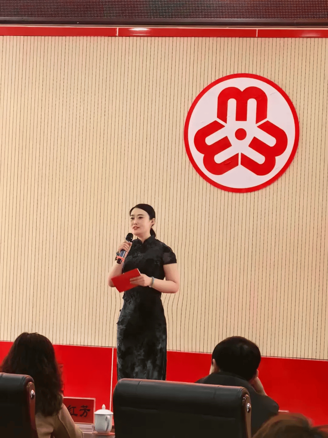怀仁市供热保障中心举办庆“三八”﻿展巾帼风采文艺表凤凰联盟平台演(图2)