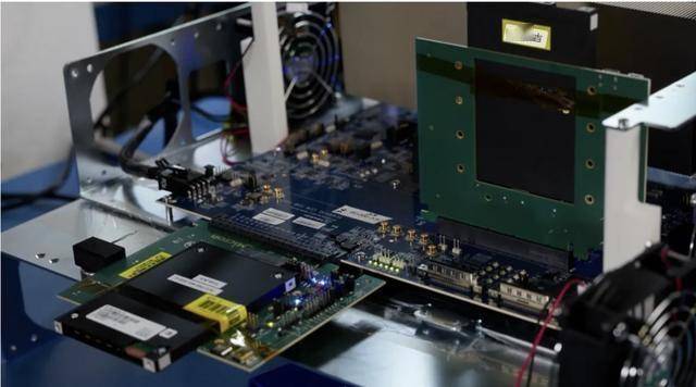 DesignCon 2025：美光携手Astera Labs推出超快PCIe 6.0 SSD
