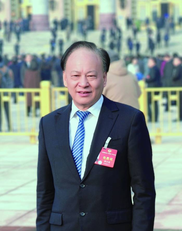 全国政协委员、上海港湾集团董事长徐士龙:构建长江经济带协同机制 推动企业抱团出海_产业链