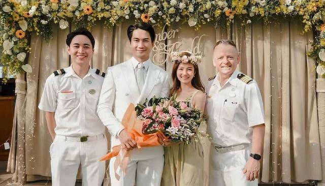 恭喜TVB前知名男星宣布与高颜值港姐签字结婚婚礼进入倒计时(图8)