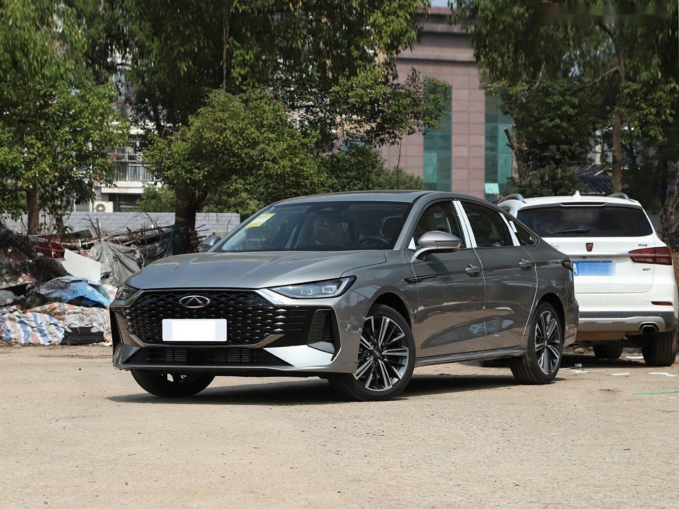 奇瑞全新轿跑到店将于3月25日上市,预售11.99万起,搭载2.0t引擎