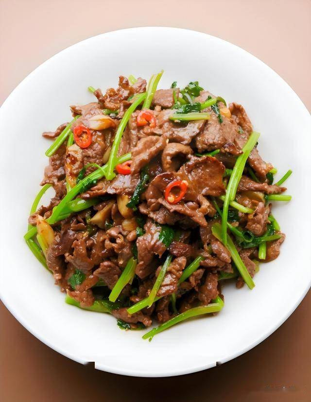 跟着春季时令菜，开启健康饮食之旅 春季养生秘籍：应季蔬菜美食大集合