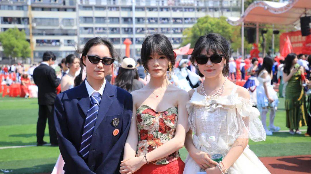 十八而志竞芳华 青衿践远勇担当