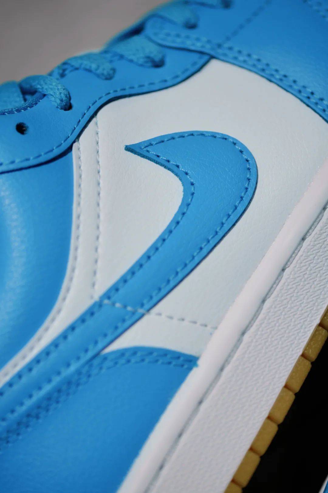 wmns air jordan 1 low white and dark powder blue