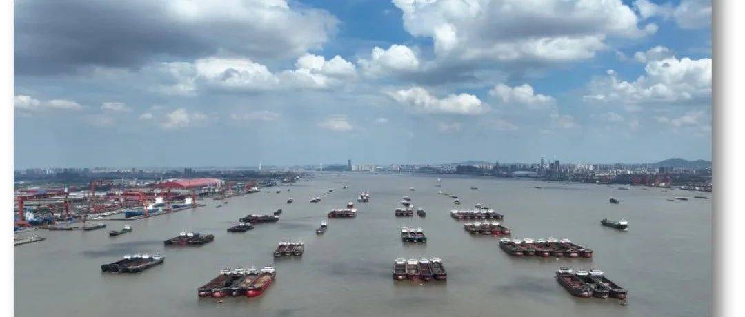 锚定江阴！大型内河船停泊“通关秘籍”请查收_锚泊_船舶_锚地