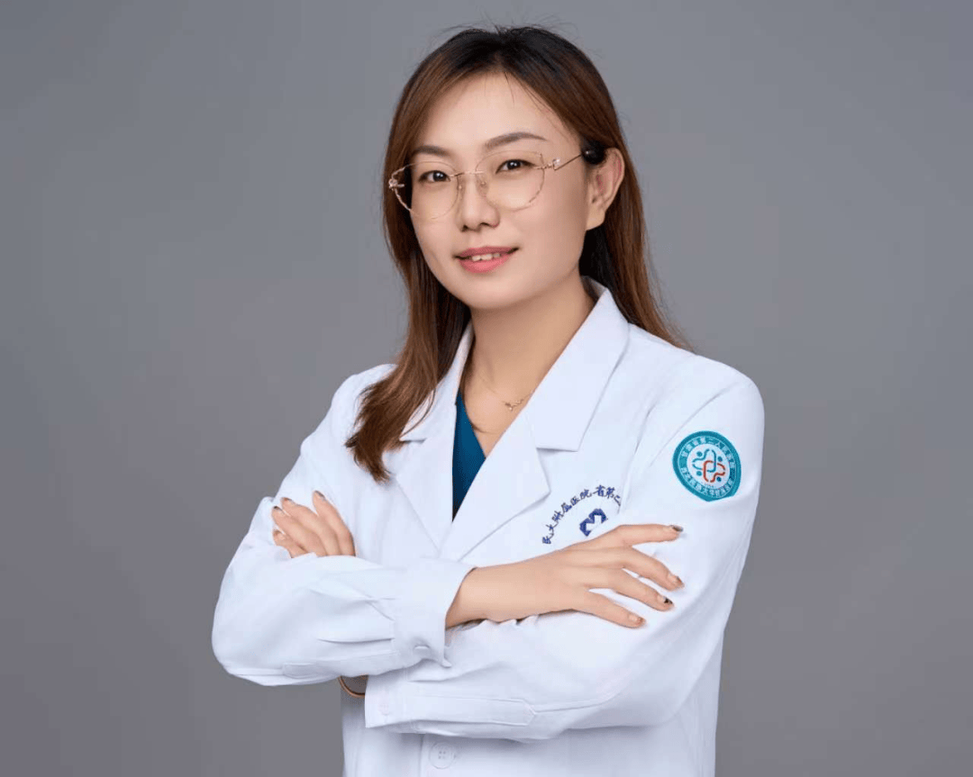 心向阳光,健康成长丨省二院睡眠中心专家赴皋兰一中开展心理健康科普