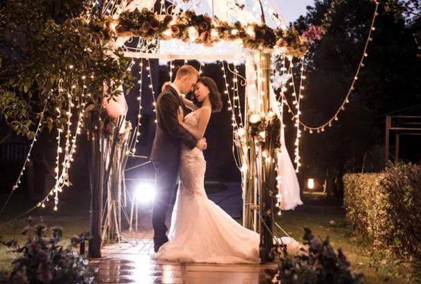 梦中的婚礼筹备，解析与爱情心理的微妙交织