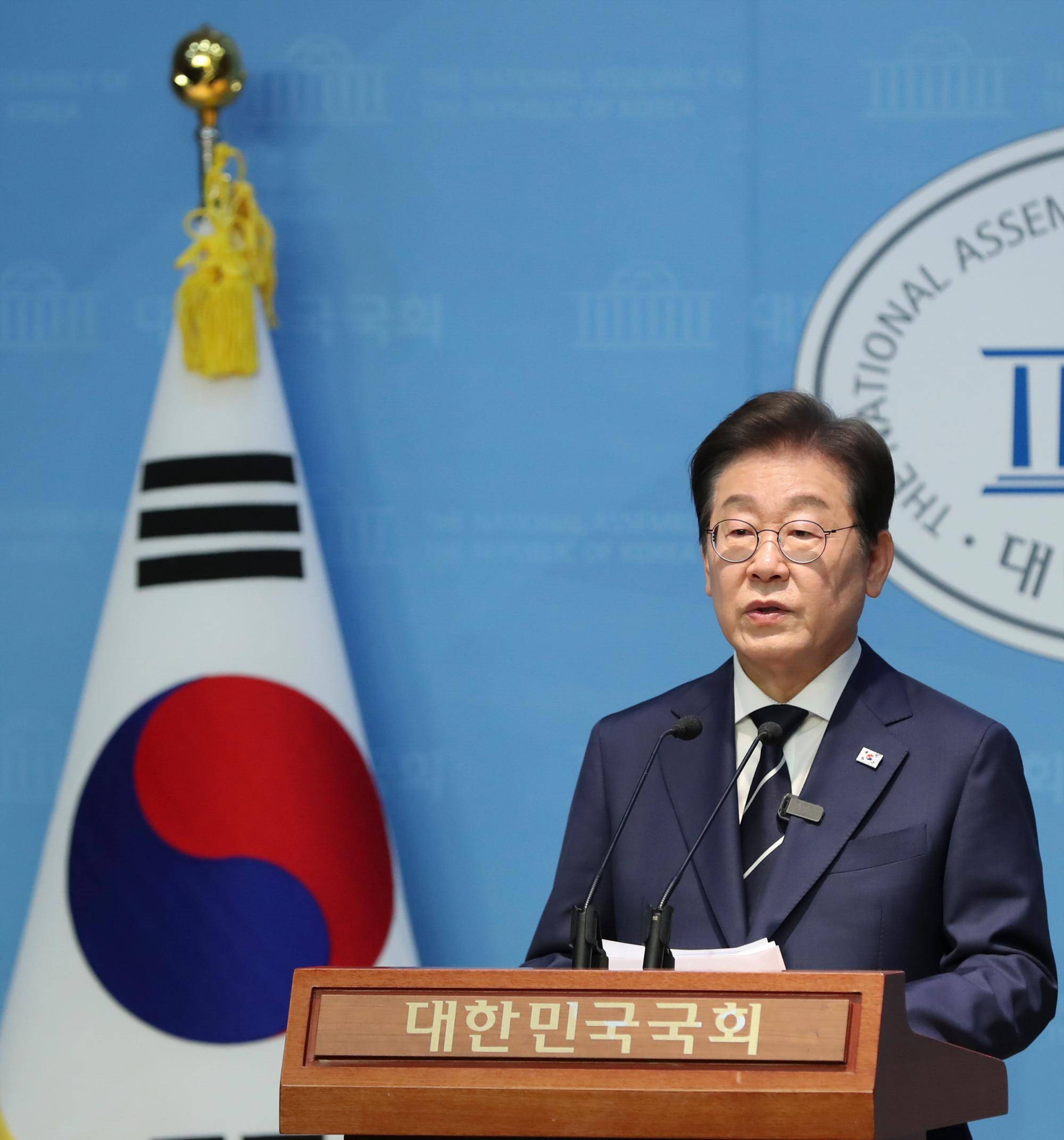 韩国最新民调：李在明继续领跑 代总统支持率上升-华闻时空