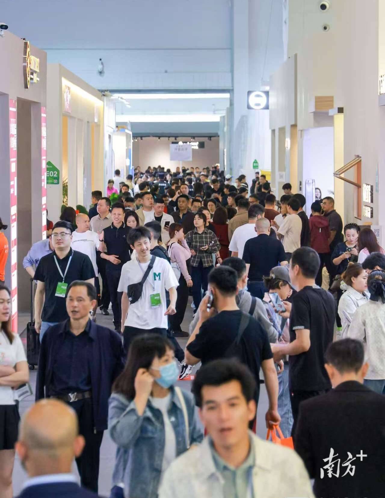 南方观察｜厚街家具打响产业突围“新战法果博”(图1)