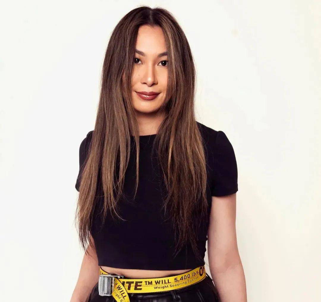 CMU辍学创业，她成了全球最年轻白手起家女亿万富翁！_搜狐网