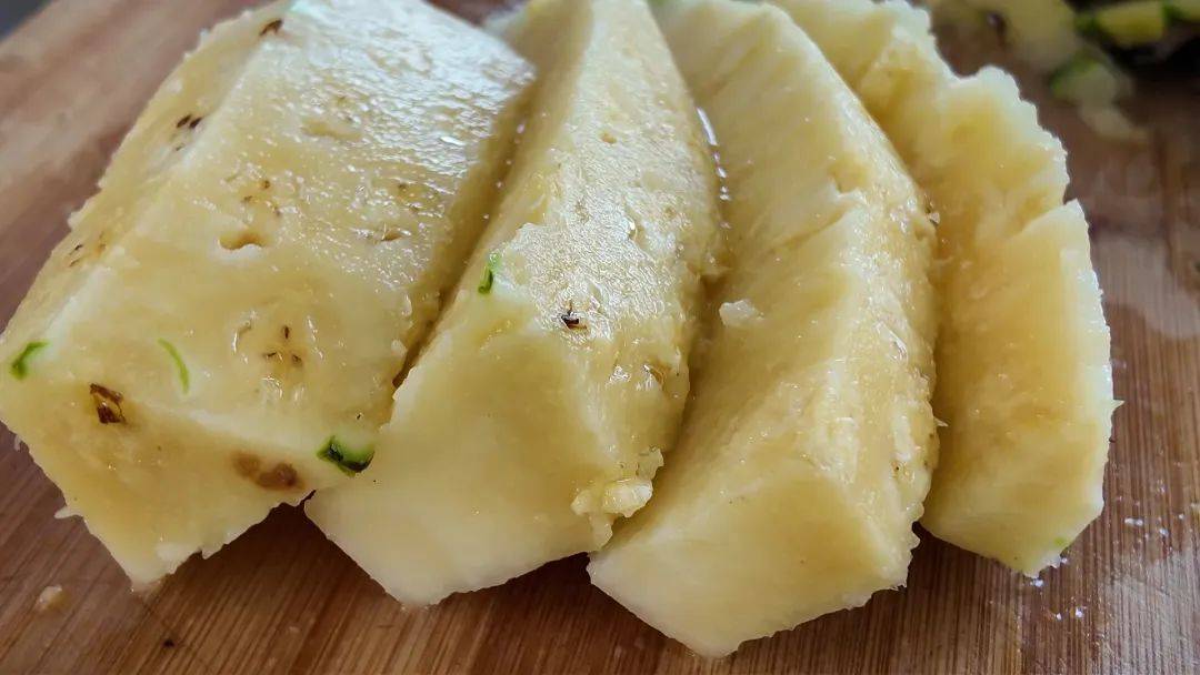 开云体育网址景洪经济眼丨景洪凤梨：“致富果”铺就“甜蜜蜜”致富路(图14)