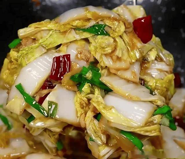 醋溜白菜怎么做才好喫？牢記2個竅門，出鍋酸辣脆爽，特別下飯