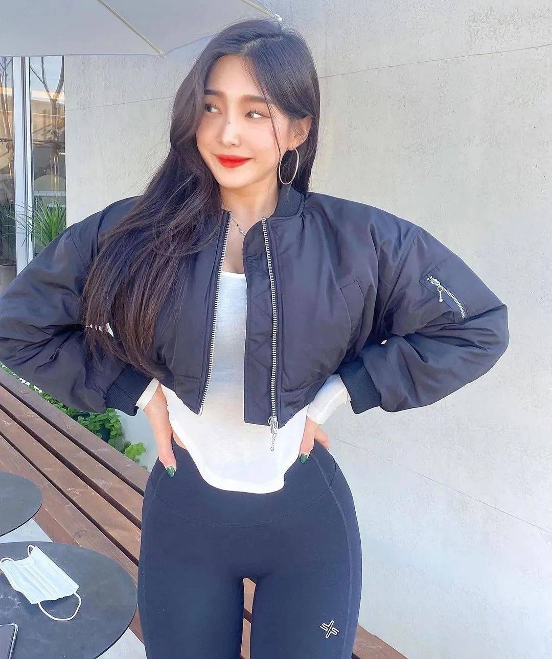 南韩超棒身材的健美女神,d杯翘臀s曲线太诱人
