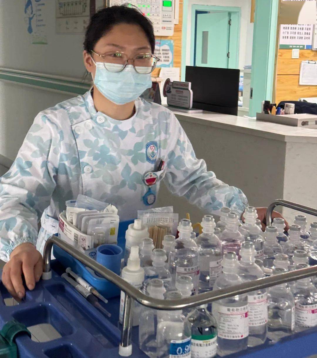 新冠疫情防控工作中投身联防联控一线闻令而动勇敢逆行以实际行动