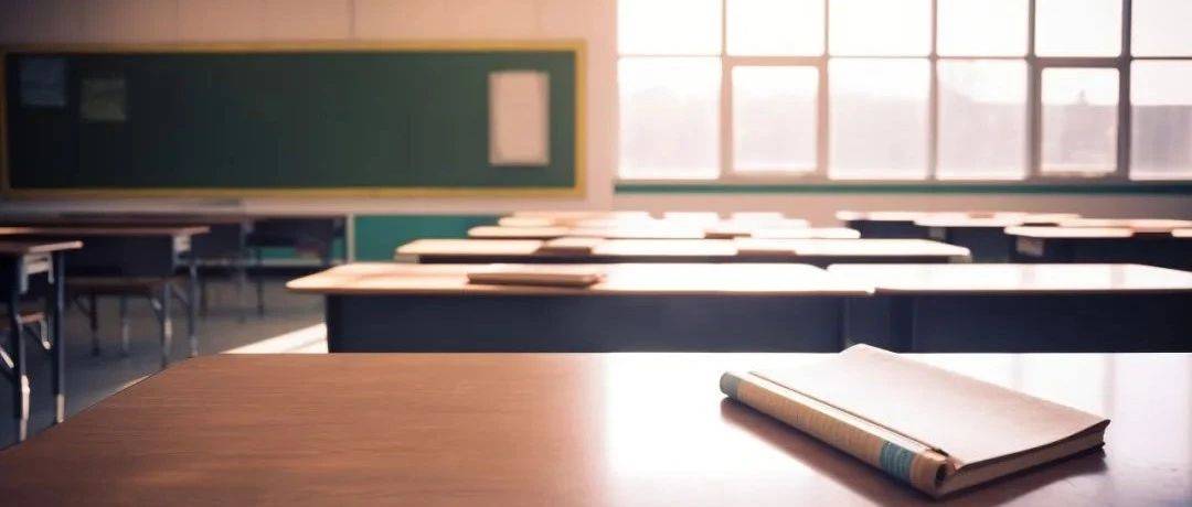 教师进教室的第一件事情是做什么_表扬_教育学_班级