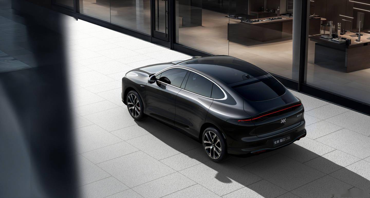 智己 LS6 增程版 SUV 官图发布:前脸设计大变,已完成工信部申报_搜狐汽车_搜狐网
