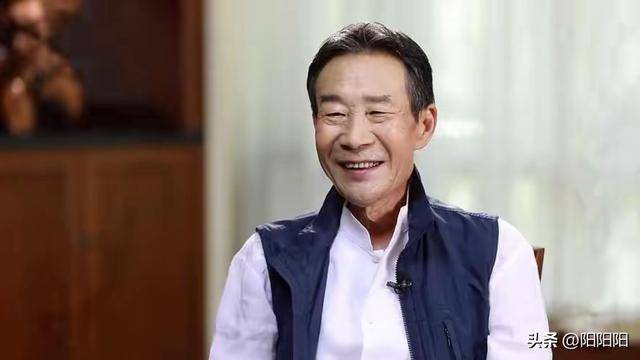 死在拍摄地的朱媛媛，并不可怜，只是提前完成了“冯小刚式浪漫”