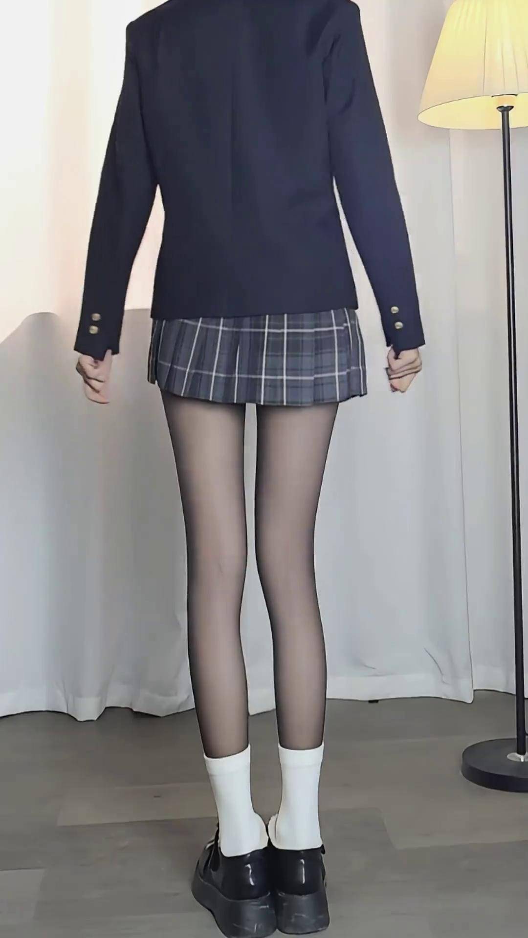 你们知道有哪些嘛 大长腿 jk制服
