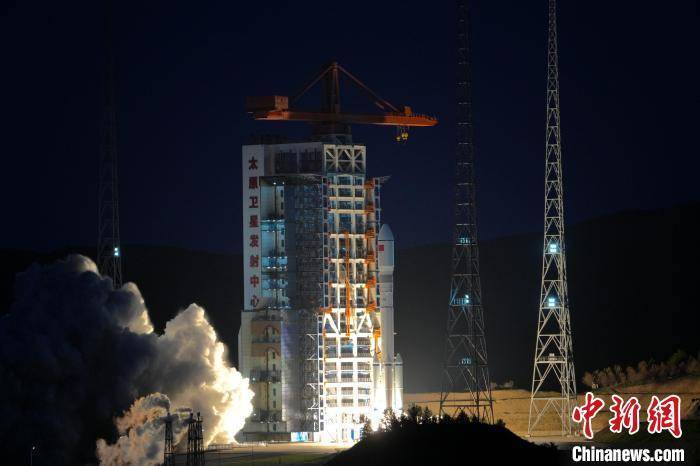中国成功发射卫星互联网低轨04组卫星