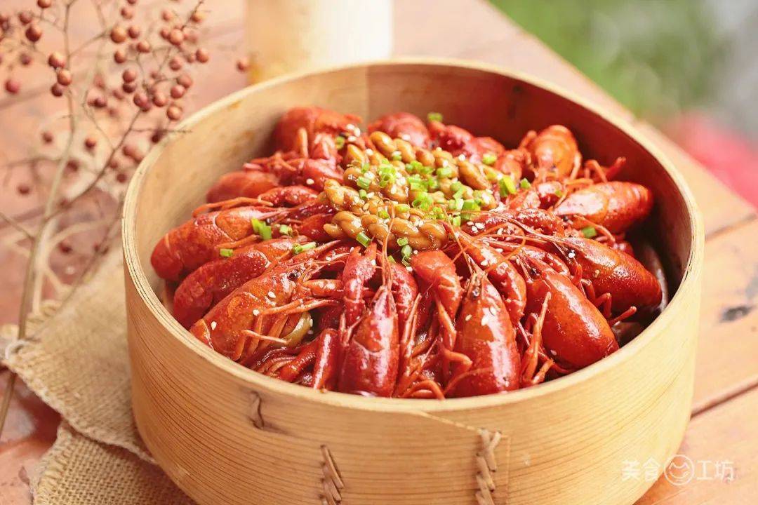_没想到它俩还能炒一块，嗦一口，惊艳到流泪！_没想到它俩还能炒一块，嗦一口，惊艳到流泪！
