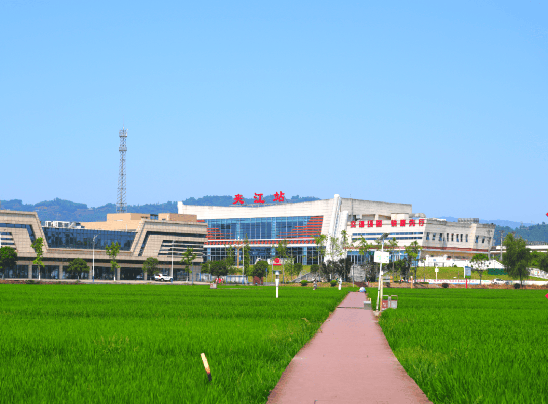 夹江充电器