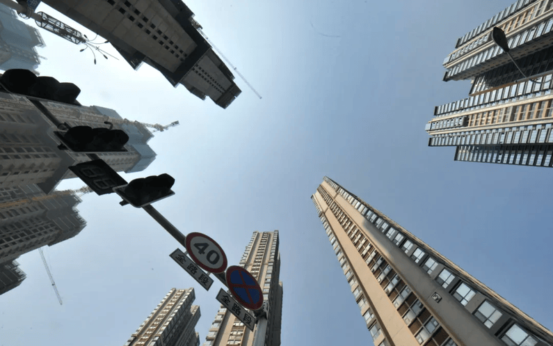 “谁违约谁担责”�，让烂尾楼业主不再“钱房两空”