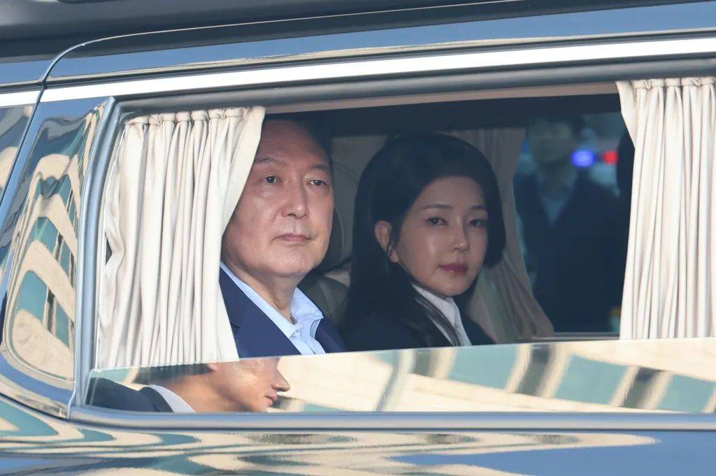 韩国前第一夫人金建希病情恶化住院 -华闻时空