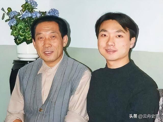 康辉：我高考分数远超清北，却被人暗中顶替，依靠父亲查明真相！