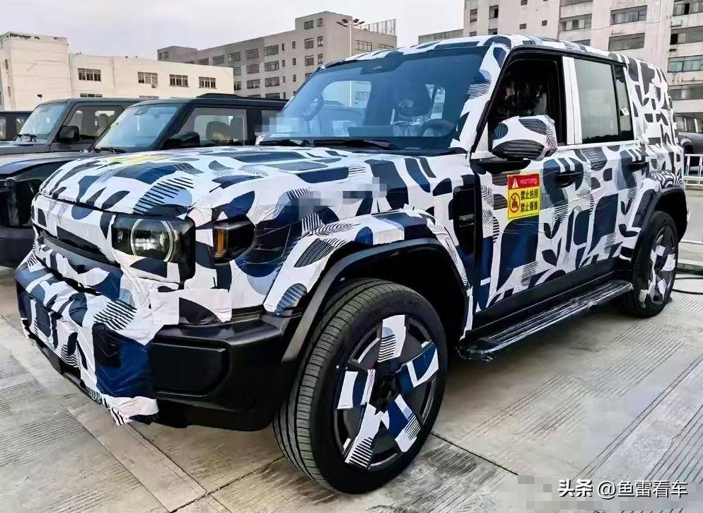 年内能上市不？奇瑞iCAR V27大批量外运至吐鲁番高温测试