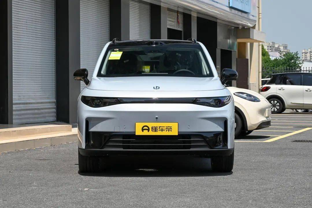售15.18万元起！新款零跑C16上市