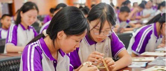 “科普直通车”驶入西部 秦汉学子体验光学科技魅力