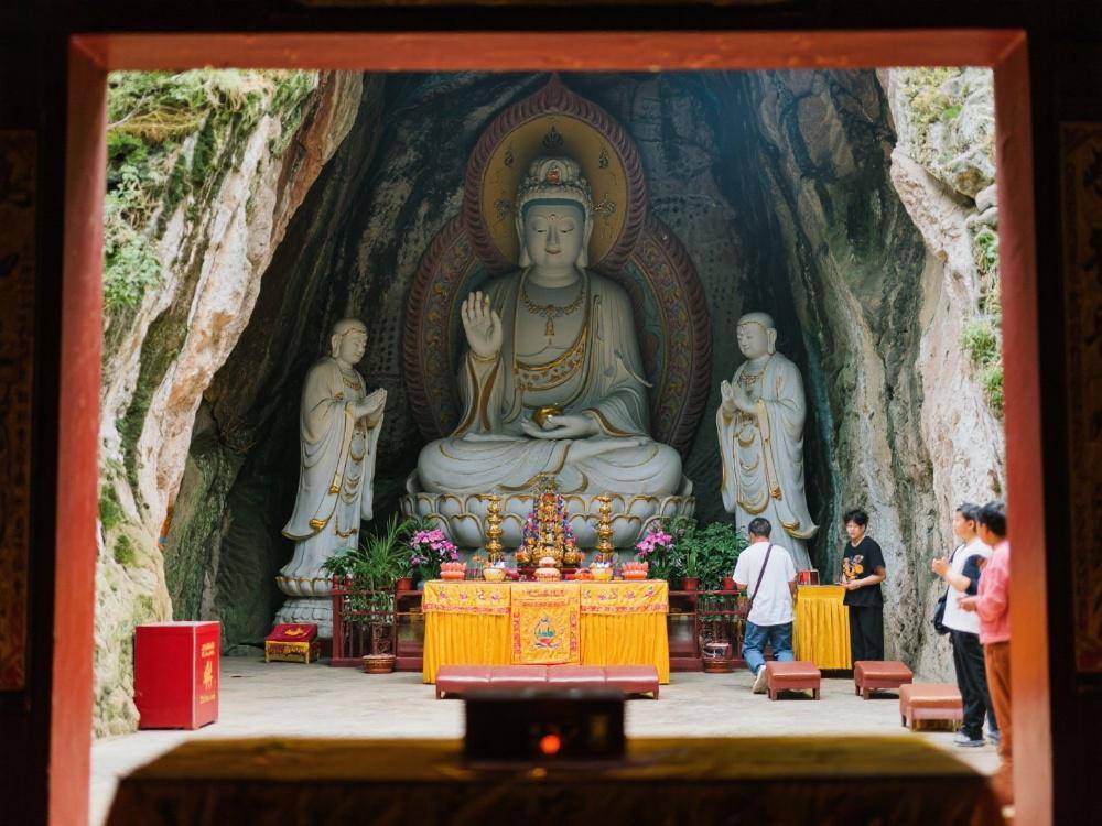 普陀山观音洞在哪个位置?灵韵与传奇,在山海间找寻心灵归处
