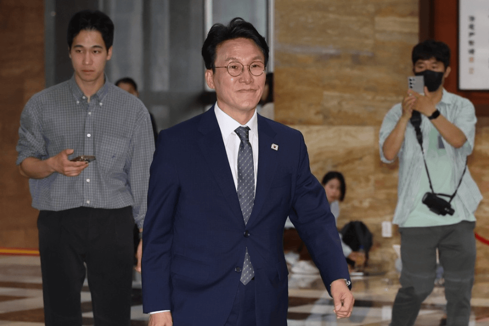 江湖庸人传之暗香杯:韩国总统李在明批准金民锡出任总理