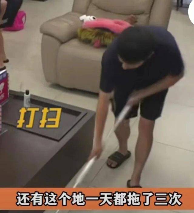 从主持人到“精神病”，李维嘉消失2年后，48岁现状曝光令人唏嘘